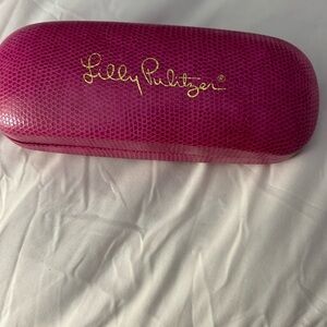 Pink Lilly Pulitzer hard glass case.